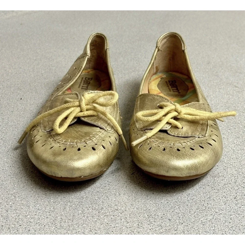 Born Gold Metallic Leather Ballet‎ Flats with Ties Size 6.5